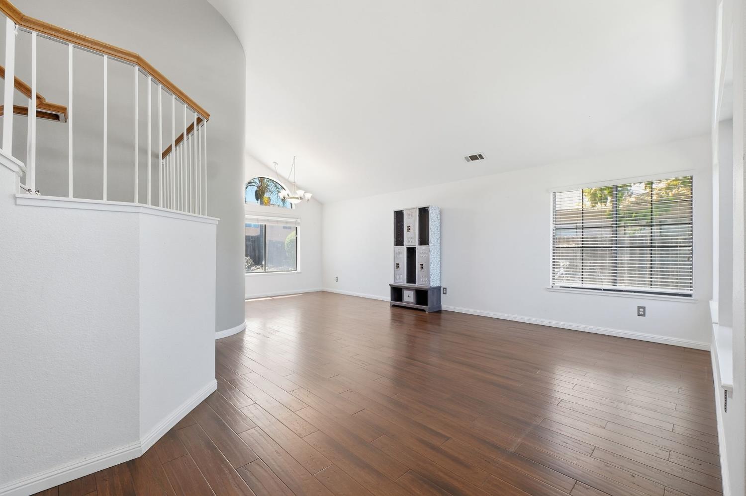 1552 Parkview St, Manteca, CA 95337