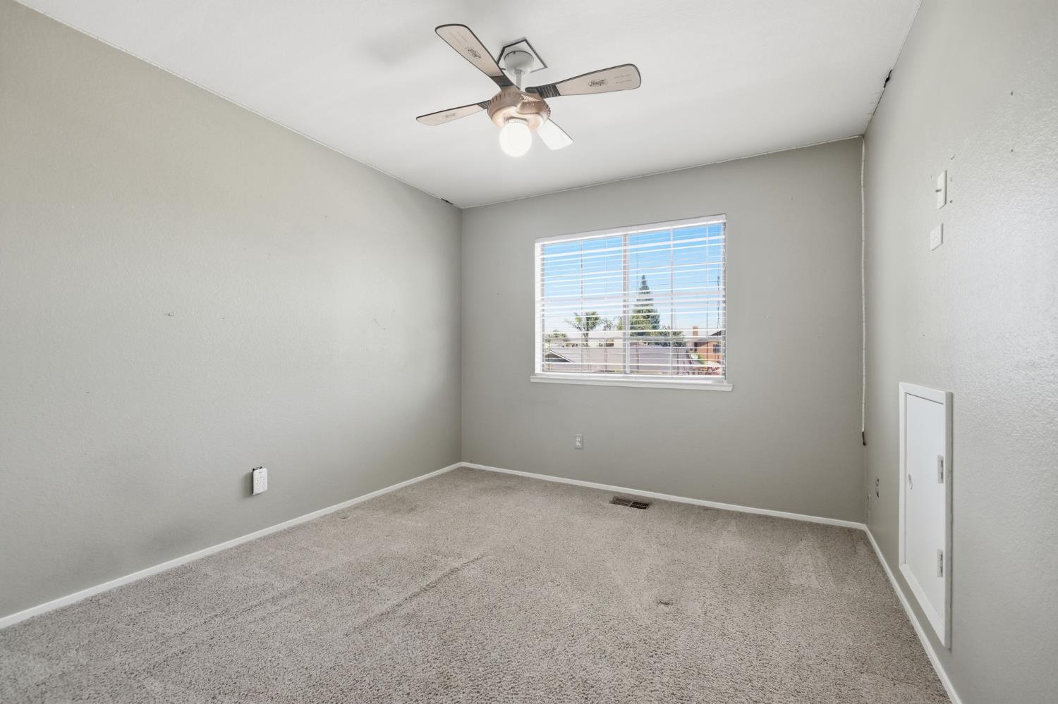 1552 Parkview St, Manteca, CA 95337