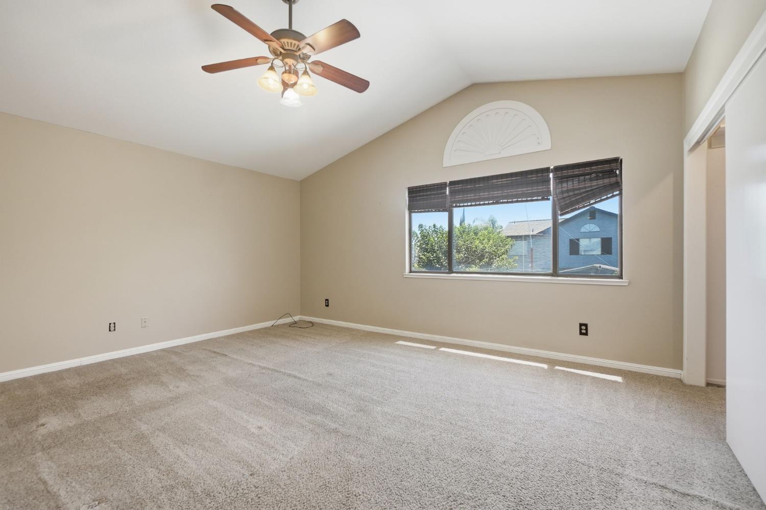 1552 Parkview St, Manteca, CA 95337