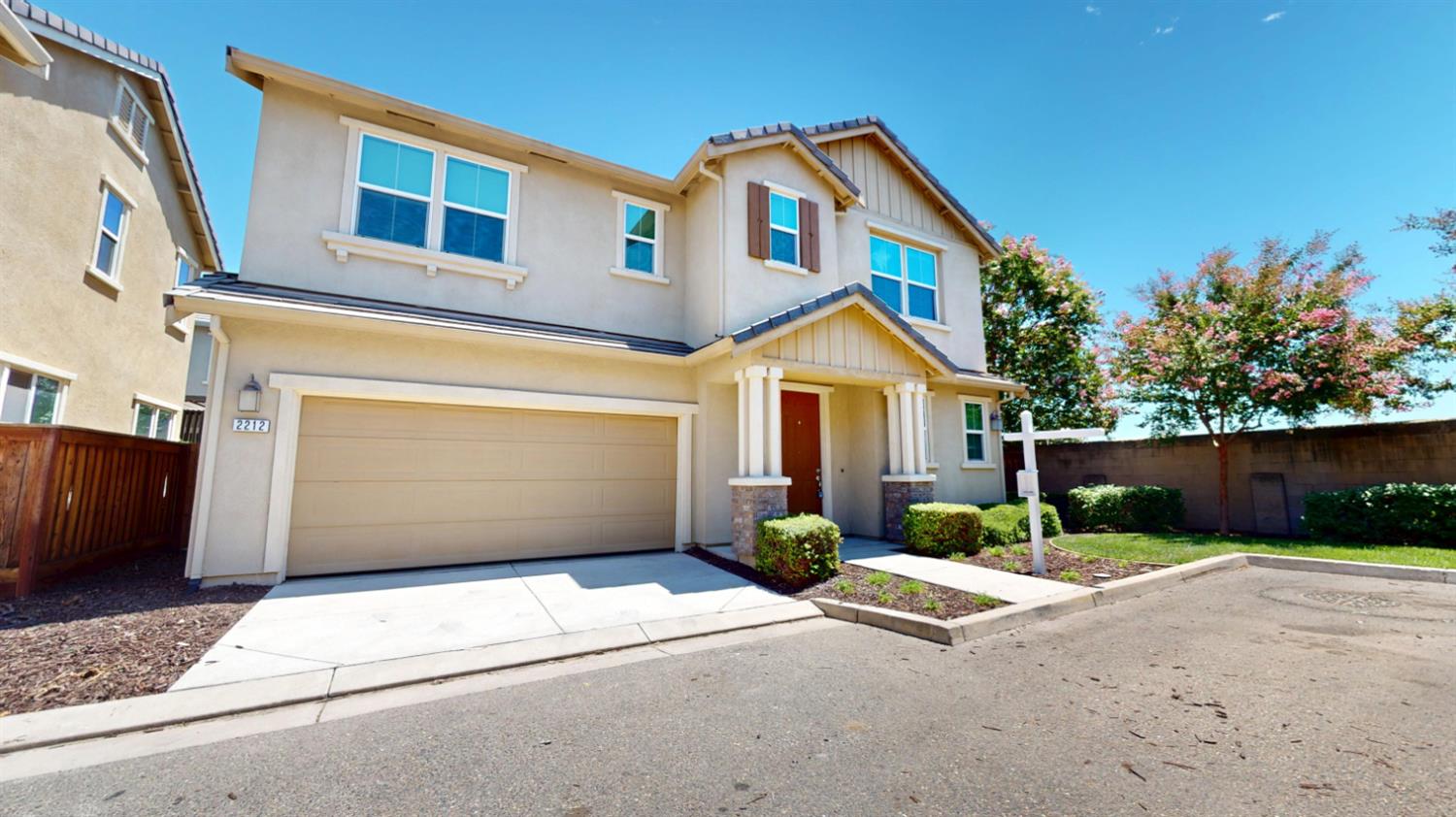 2212 Gallery Dr, Riverbank, CA 95367