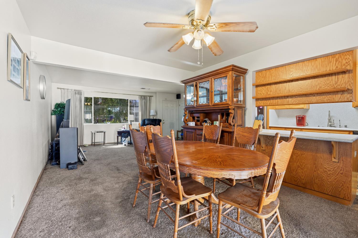 808 Ford Ct, Modesto, CA 95350