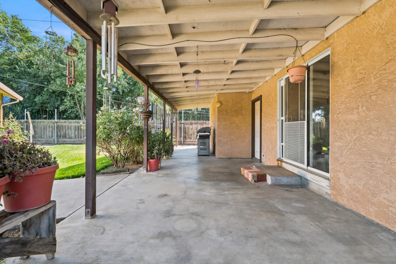 808 Ford Ct, Modesto, CA 95350