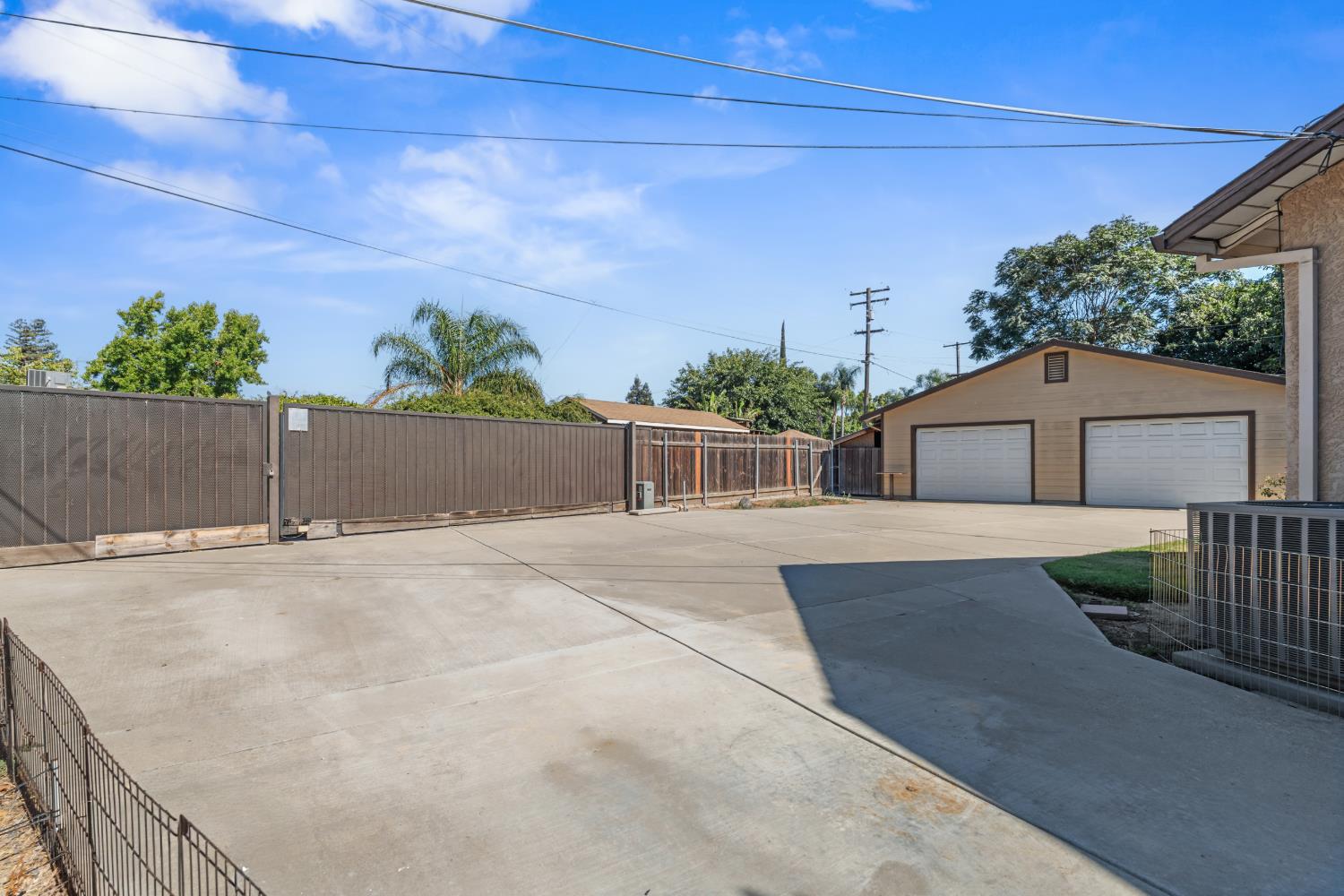 808 Ford Ct, Modesto, CA 95350