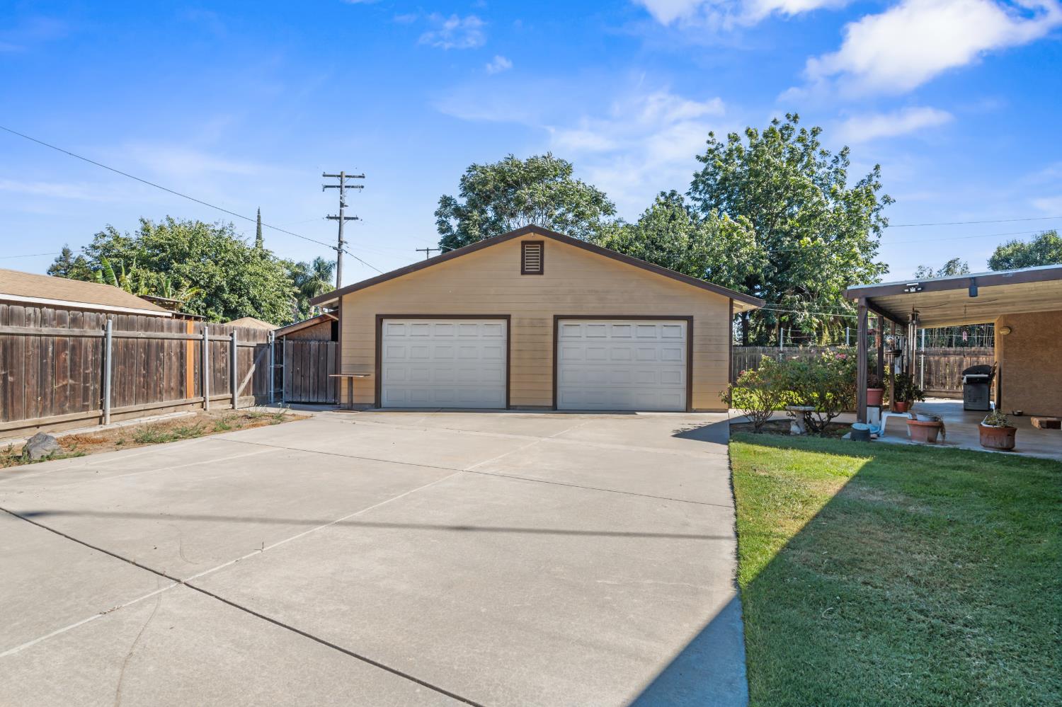 808 Ford Ct, Modesto, CA 95350