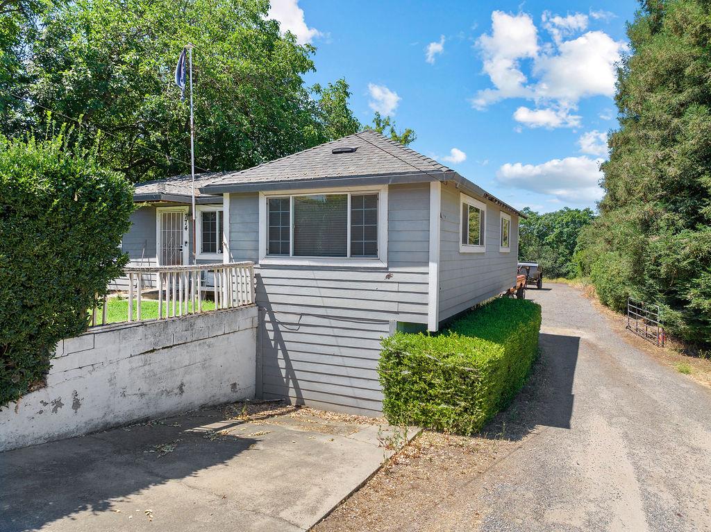 774 River Ave, Oakdale, CA 95361