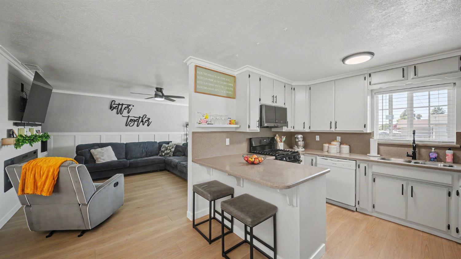 6600 8th St, Riverbank, CA 95367