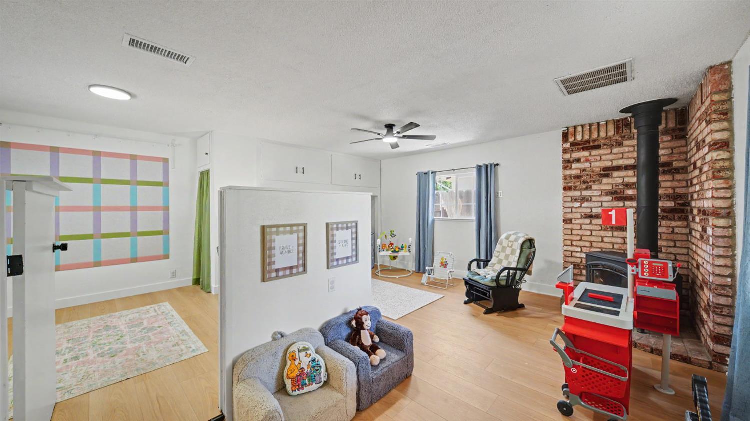 6600 8th St, Riverbank, CA 95367