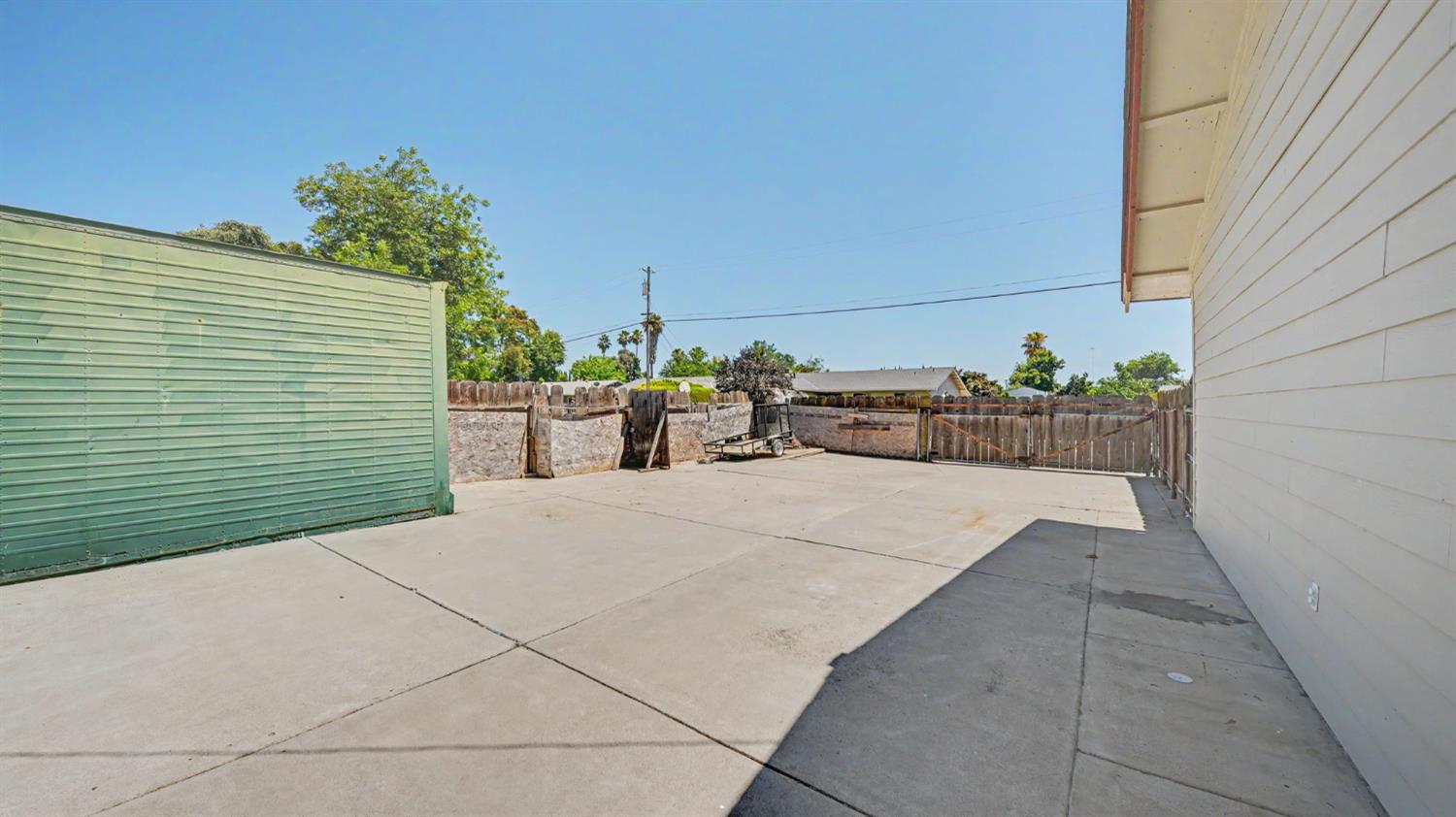 6600 8th St, Riverbank, CA 95367