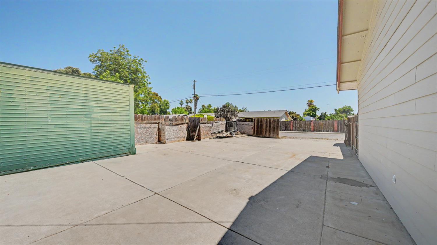 6600 8th St, Riverbank, CA 95367