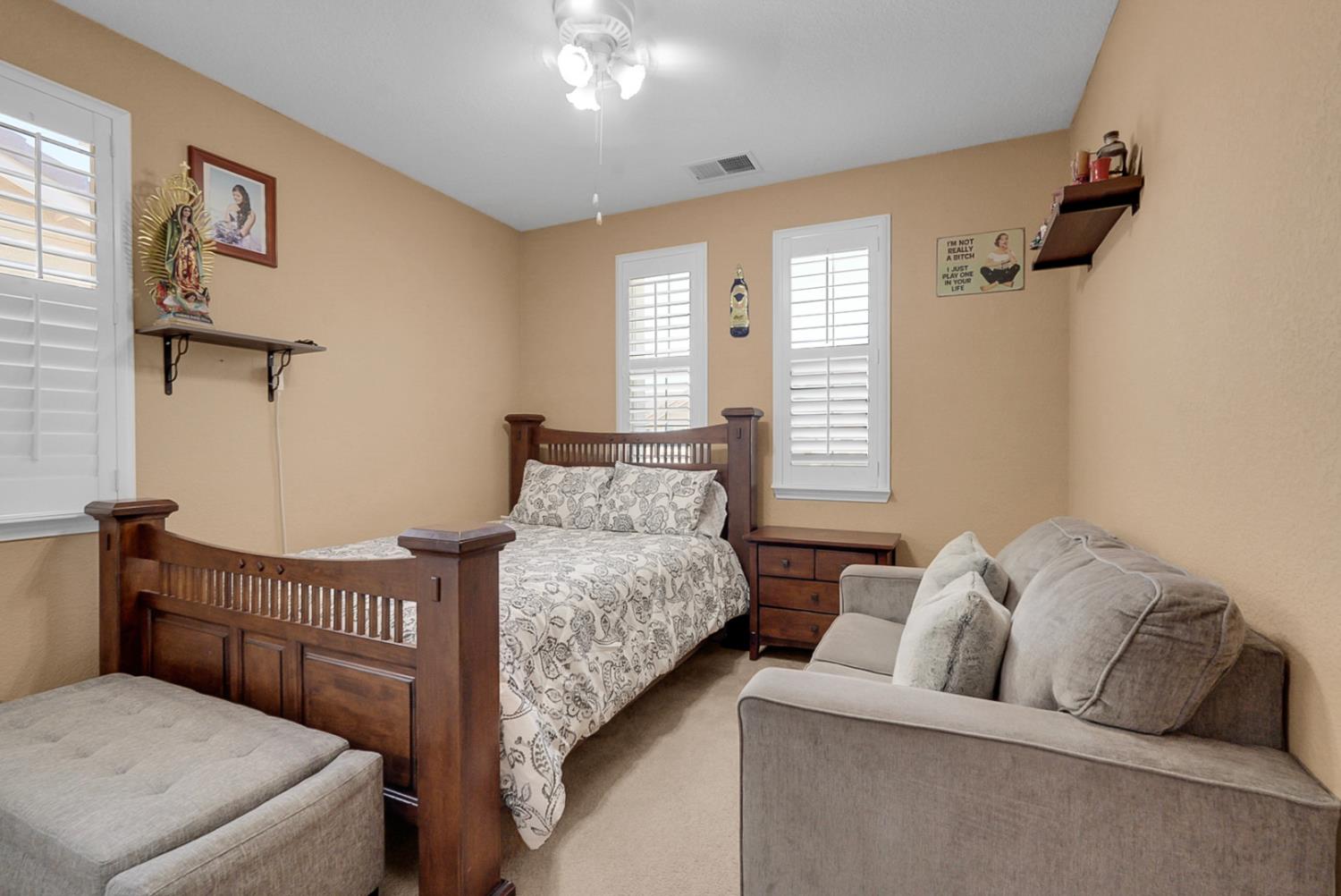 2920 Essie Way, Modesto, CA 95355