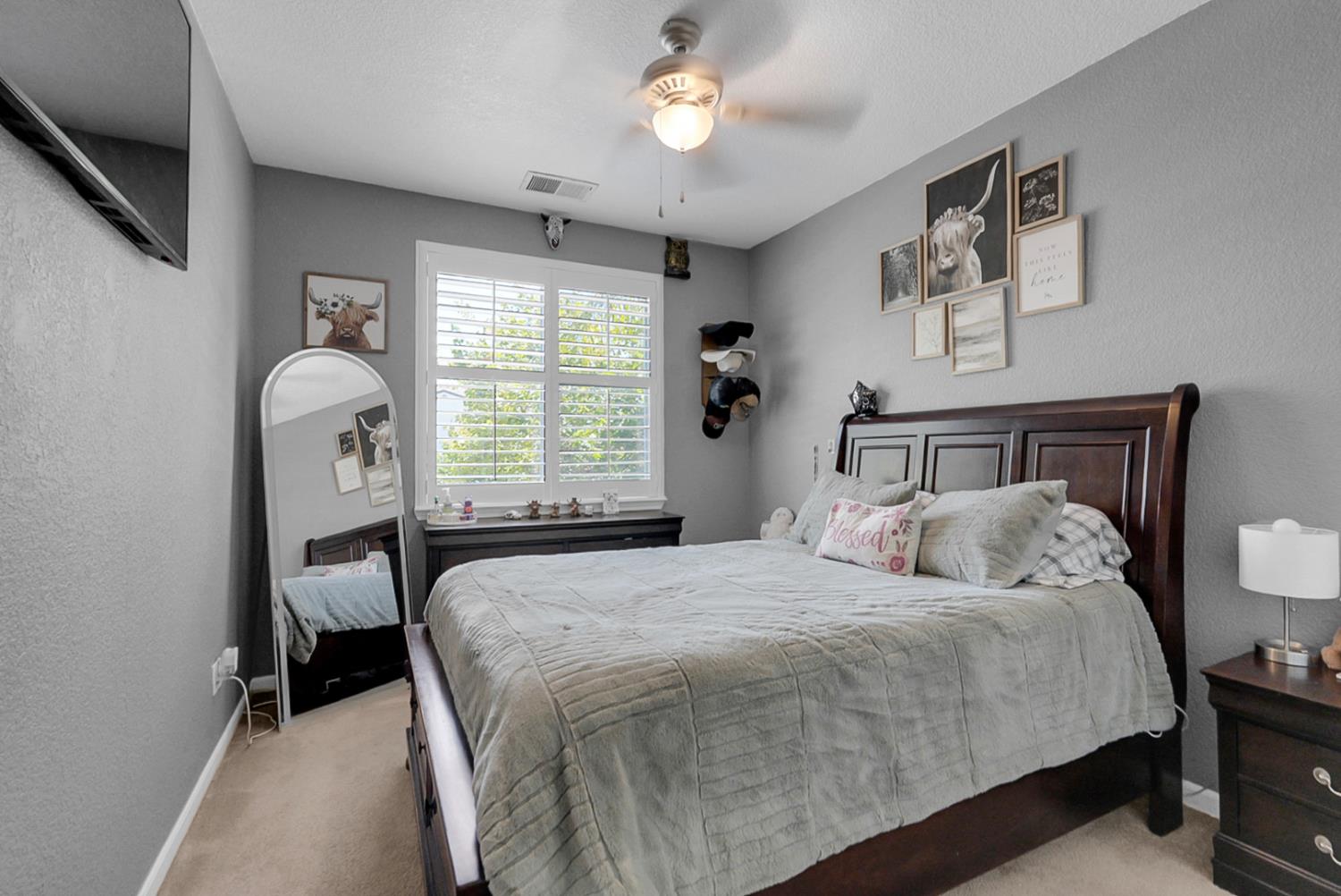2920 Essie Way, Modesto, CA 95355