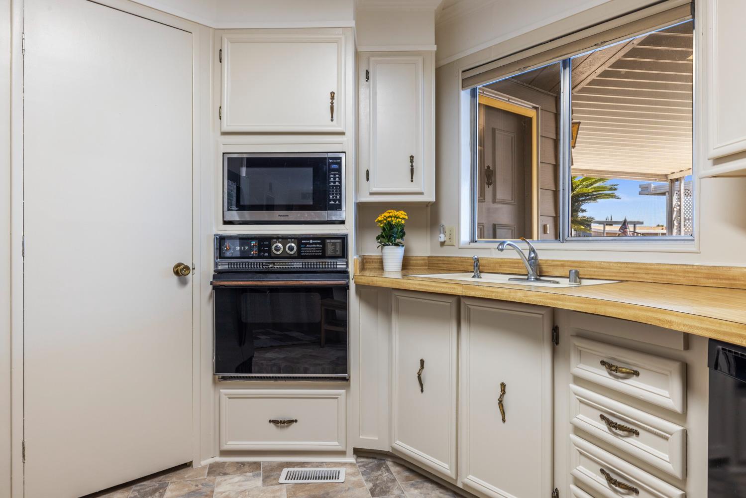 1400 N. Tully Rd #86, Turlock, CA 95382