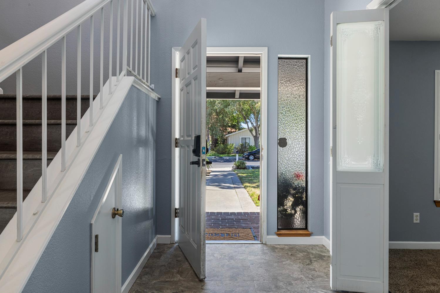 1941 Bridgewood Way, Modesto, CA 95355