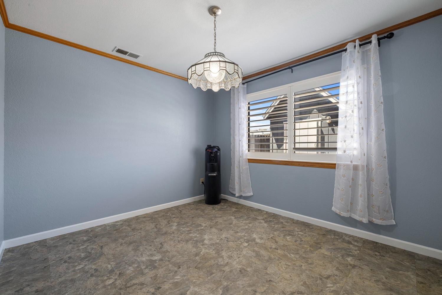 1941 Bridgewood Way, Modesto, CA 95355