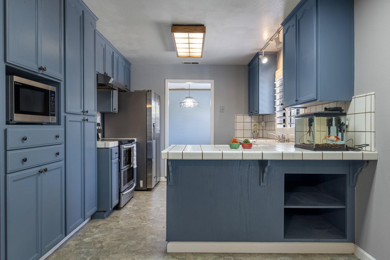 1941 Bridgewood Way, Modesto, CA 95355
