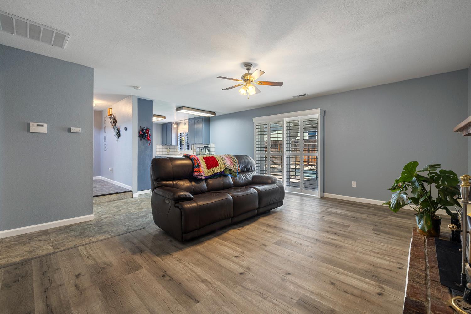 1941 Bridgewood Way, Modesto, CA 95355