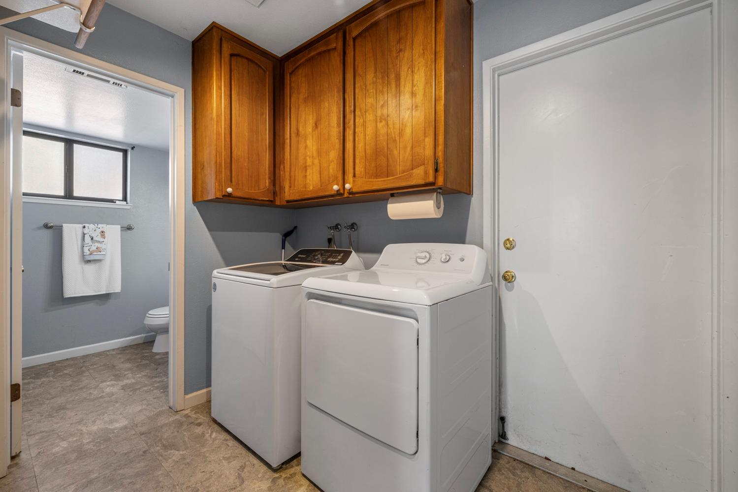 1941 Bridgewood Way, Modesto, CA 95355