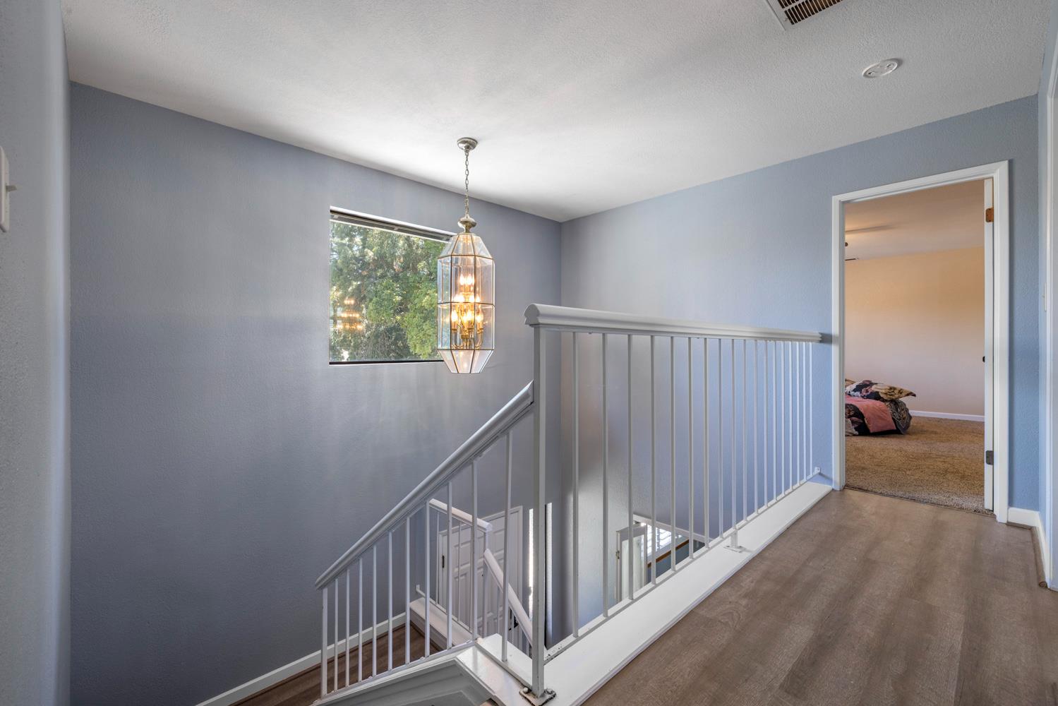 1941 Bridgewood Way, Modesto, CA 95355