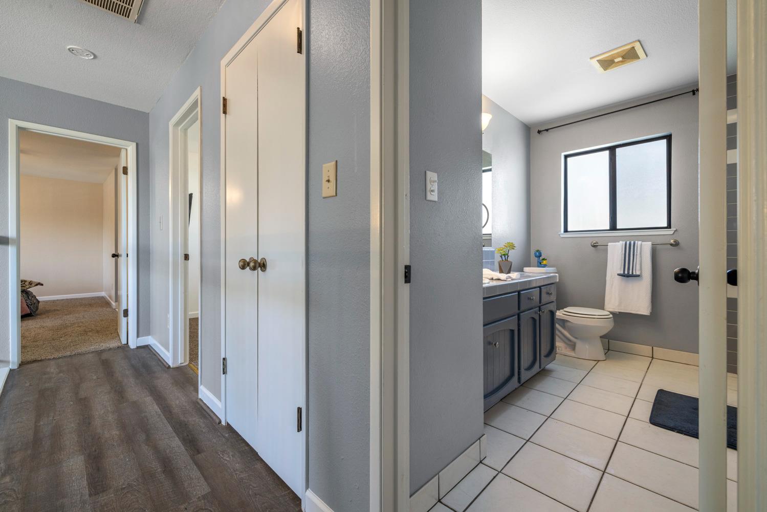 1941 Bridgewood Way, Modesto, CA 95355