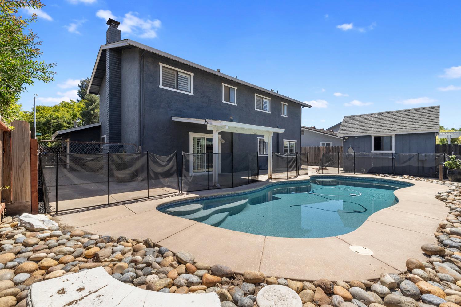 1941 Bridgewood Way, Modesto, CA 95355