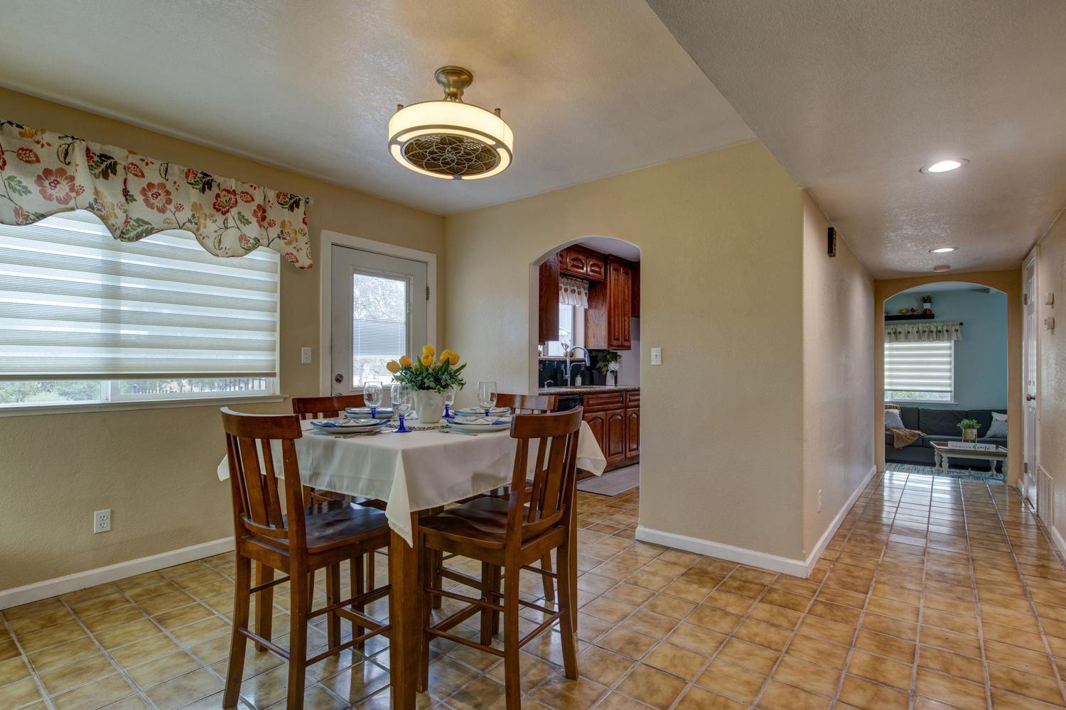 5887 Enramada Dr, La Grange, CA 95329