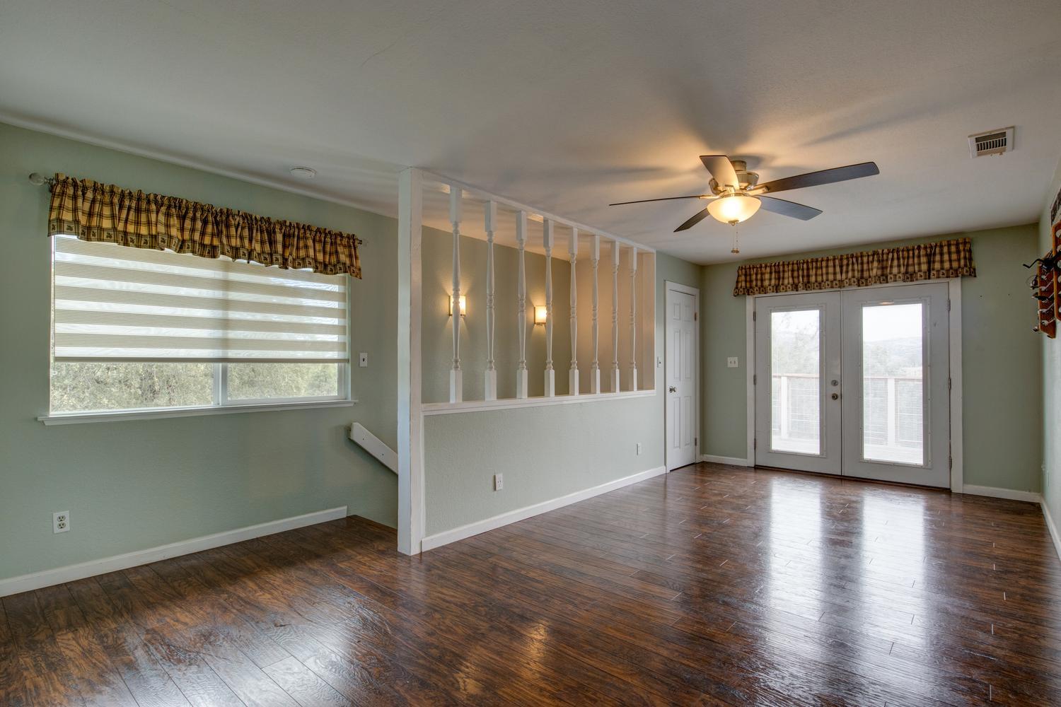 5887 Enramada Dr, La Grange, CA 95329