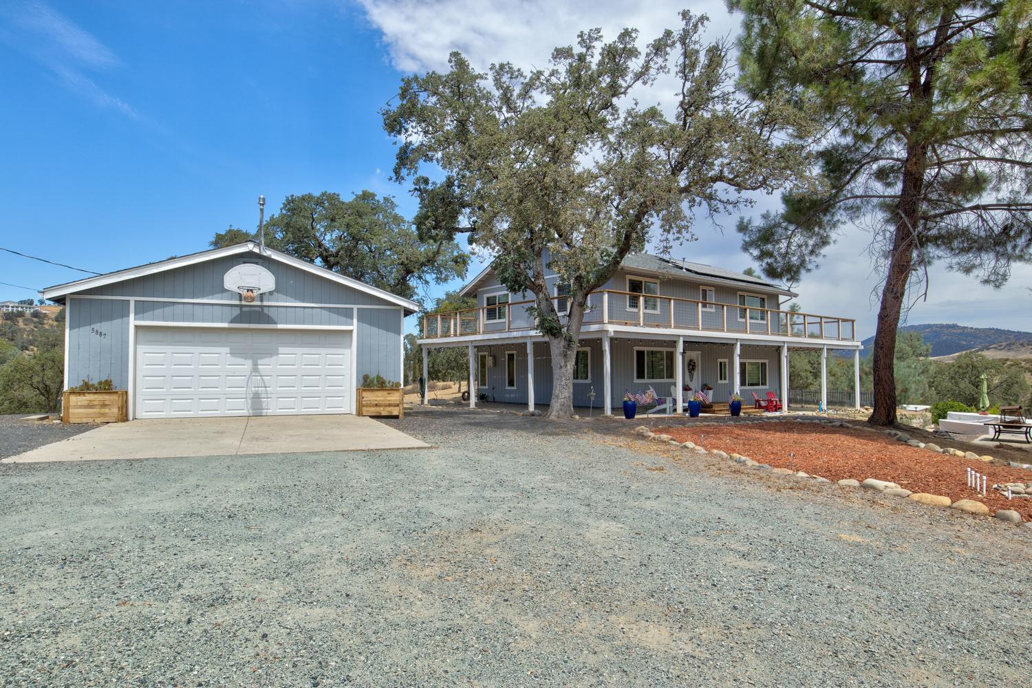 5887 Enramada Dr, La Grange, CA 95329