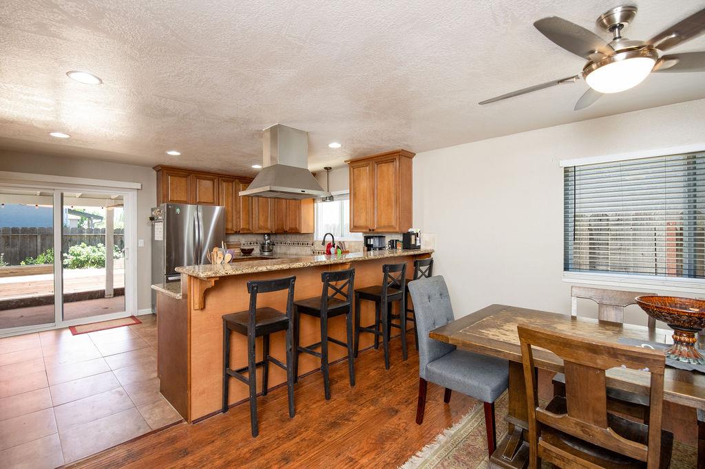 1937 Sugar Pine Dr, Oakdale, CA 95361