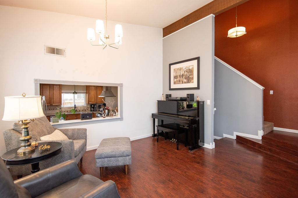 1937 Sugar Pine Dr, Oakdale, CA 95361