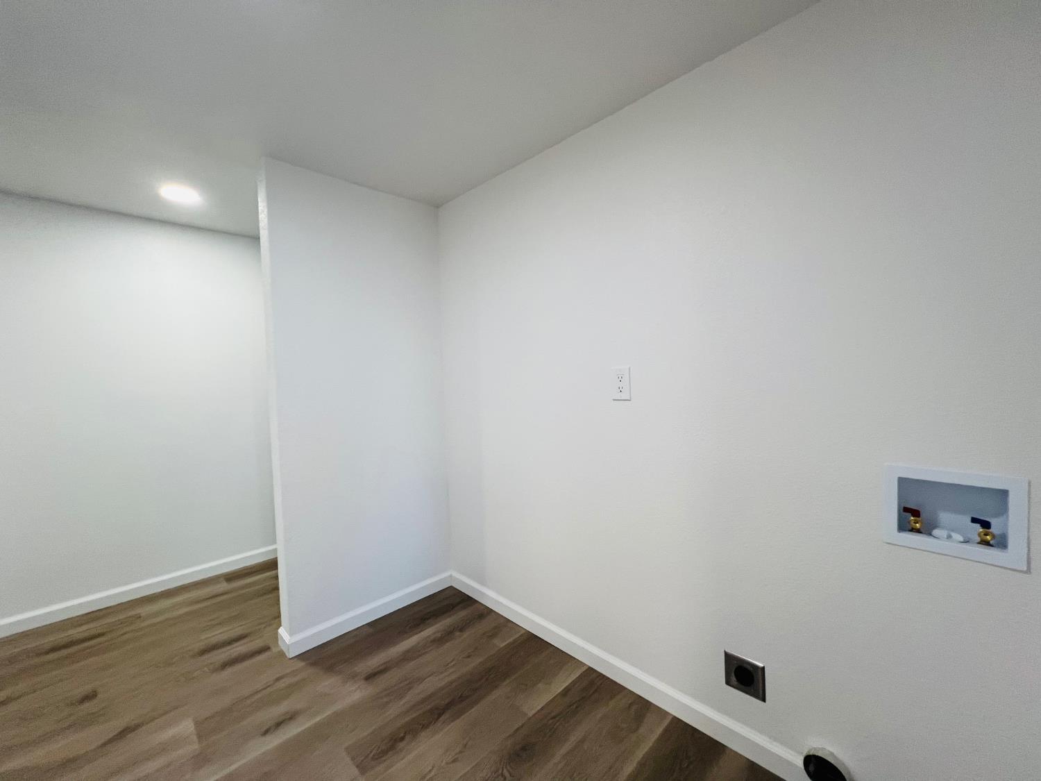 2505 Jackson #109, Escalon, CA 95320