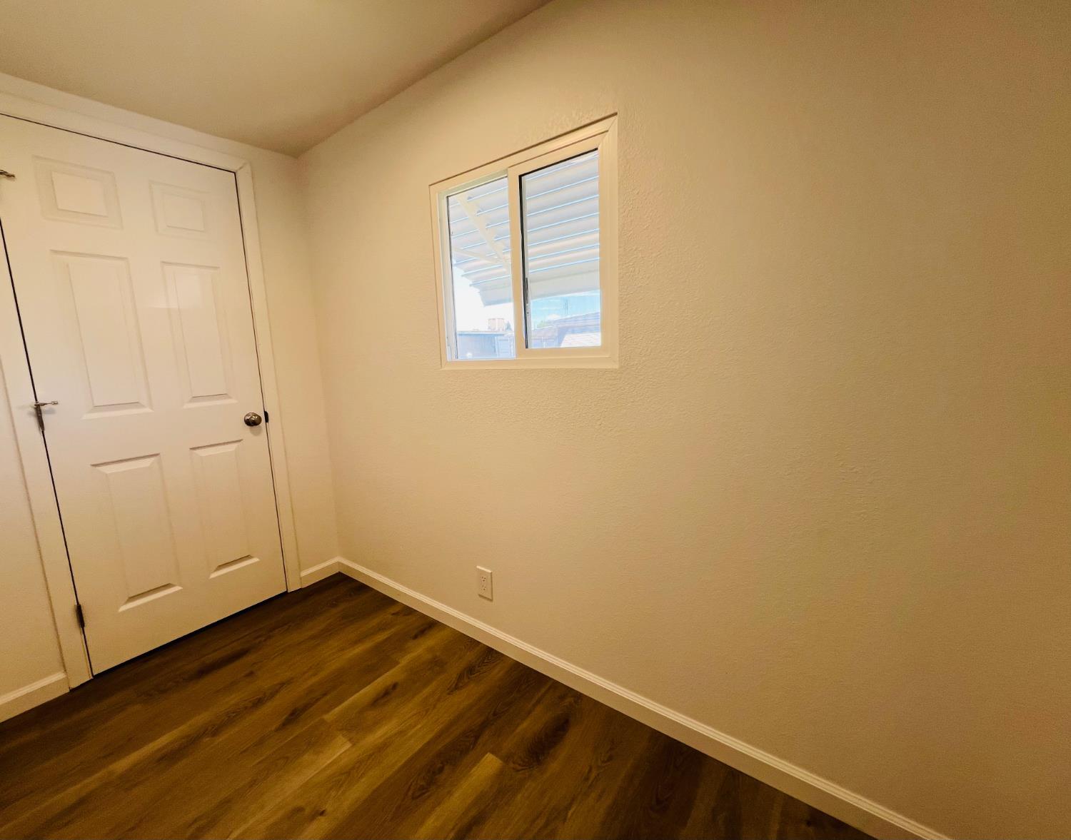 2505 Jackson #109, Escalon, CA 95320