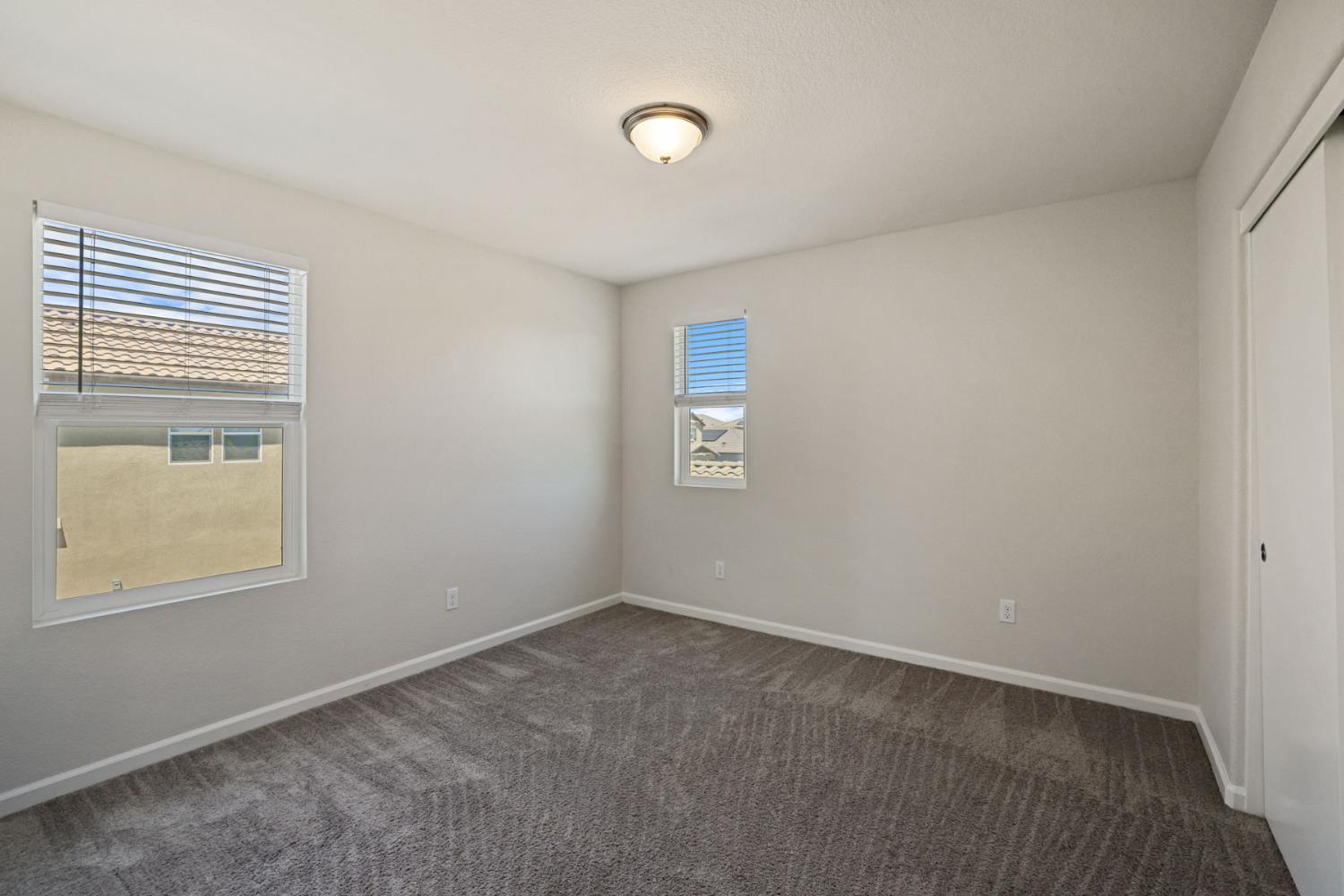 1457 W Woodward Ave, Manteca, CA 95337