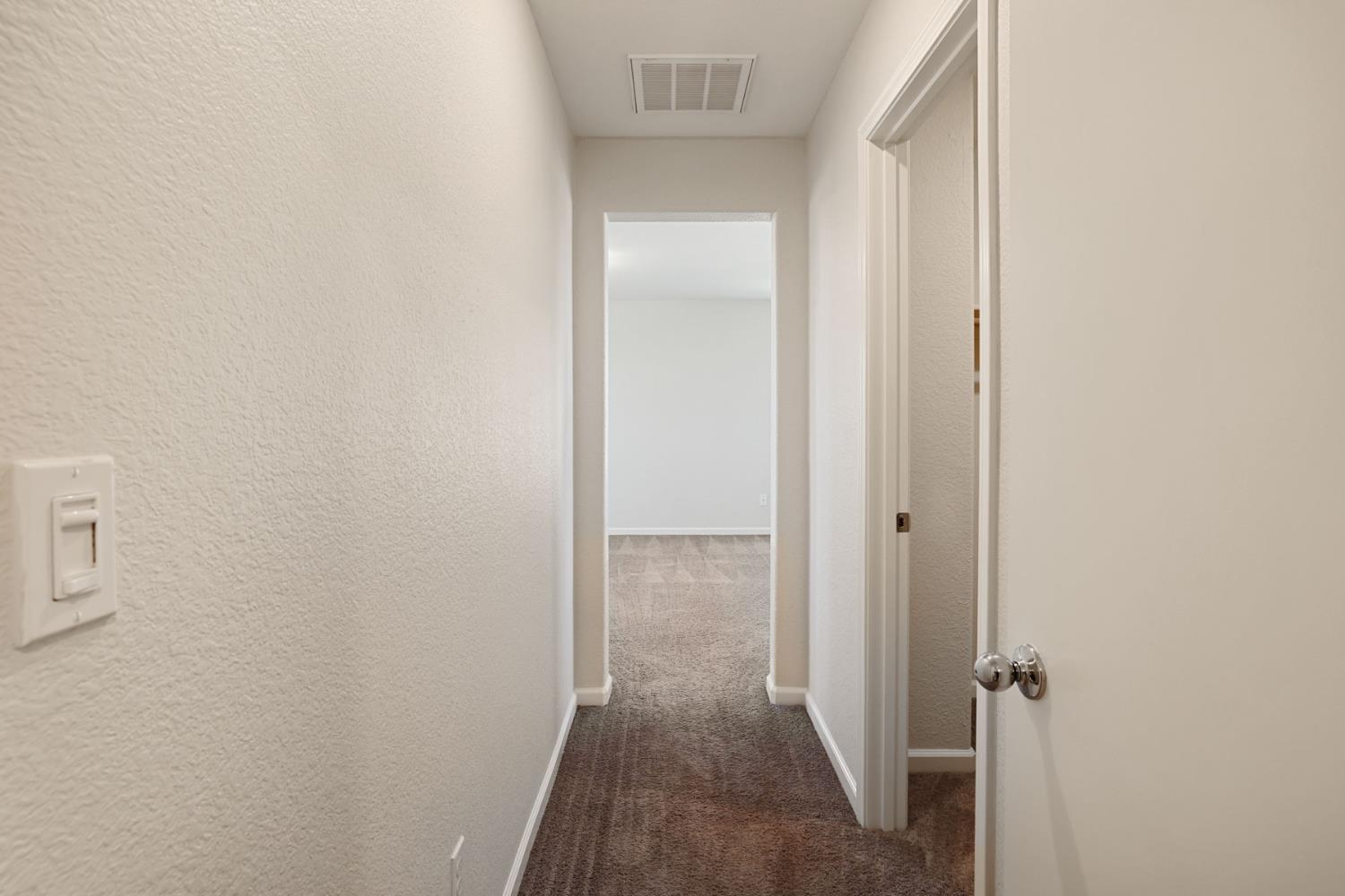 1457 W Woodward Ave, Manteca, CA 95337