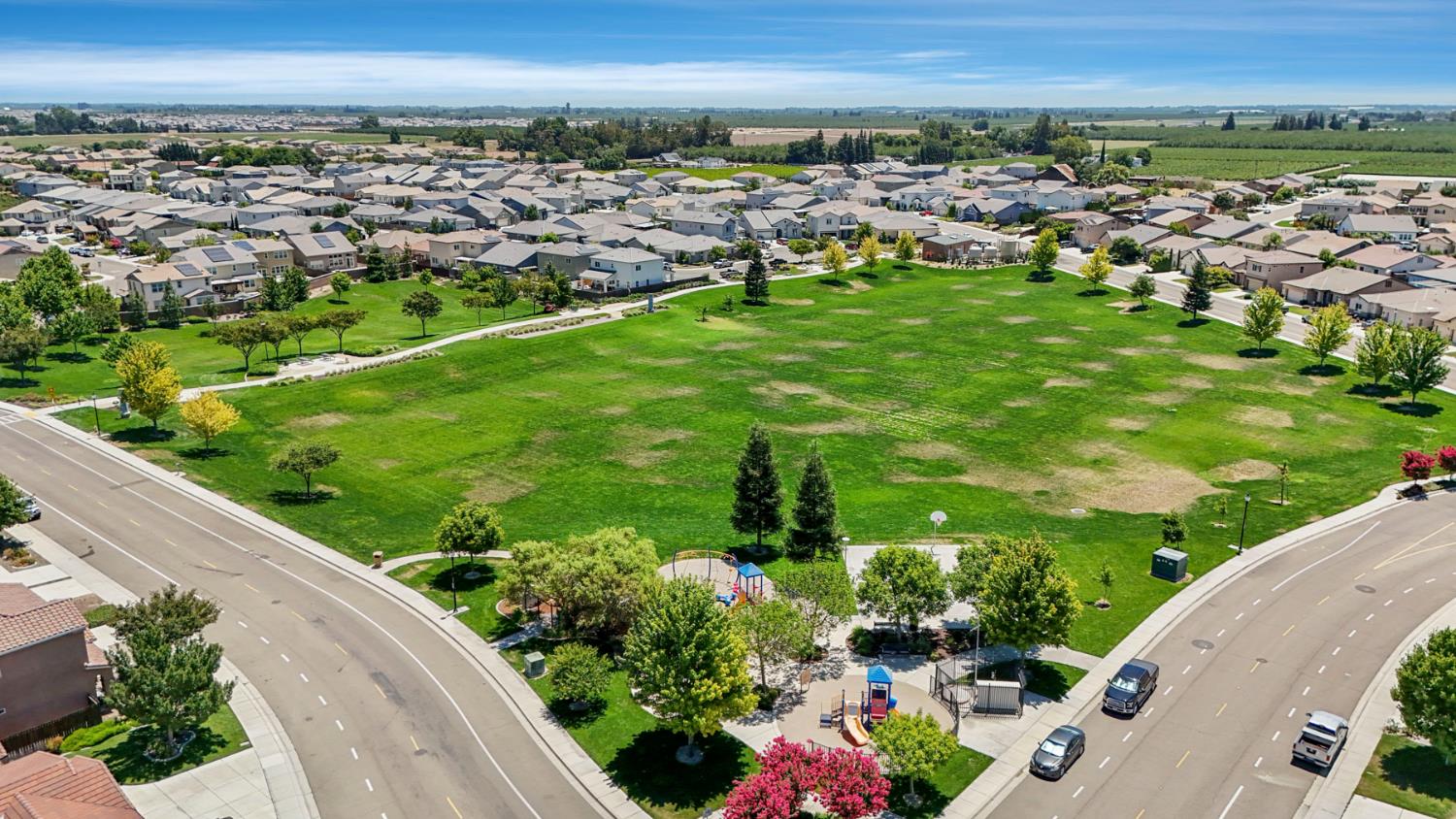1457 W Woodward Ave, Manteca, CA 95337