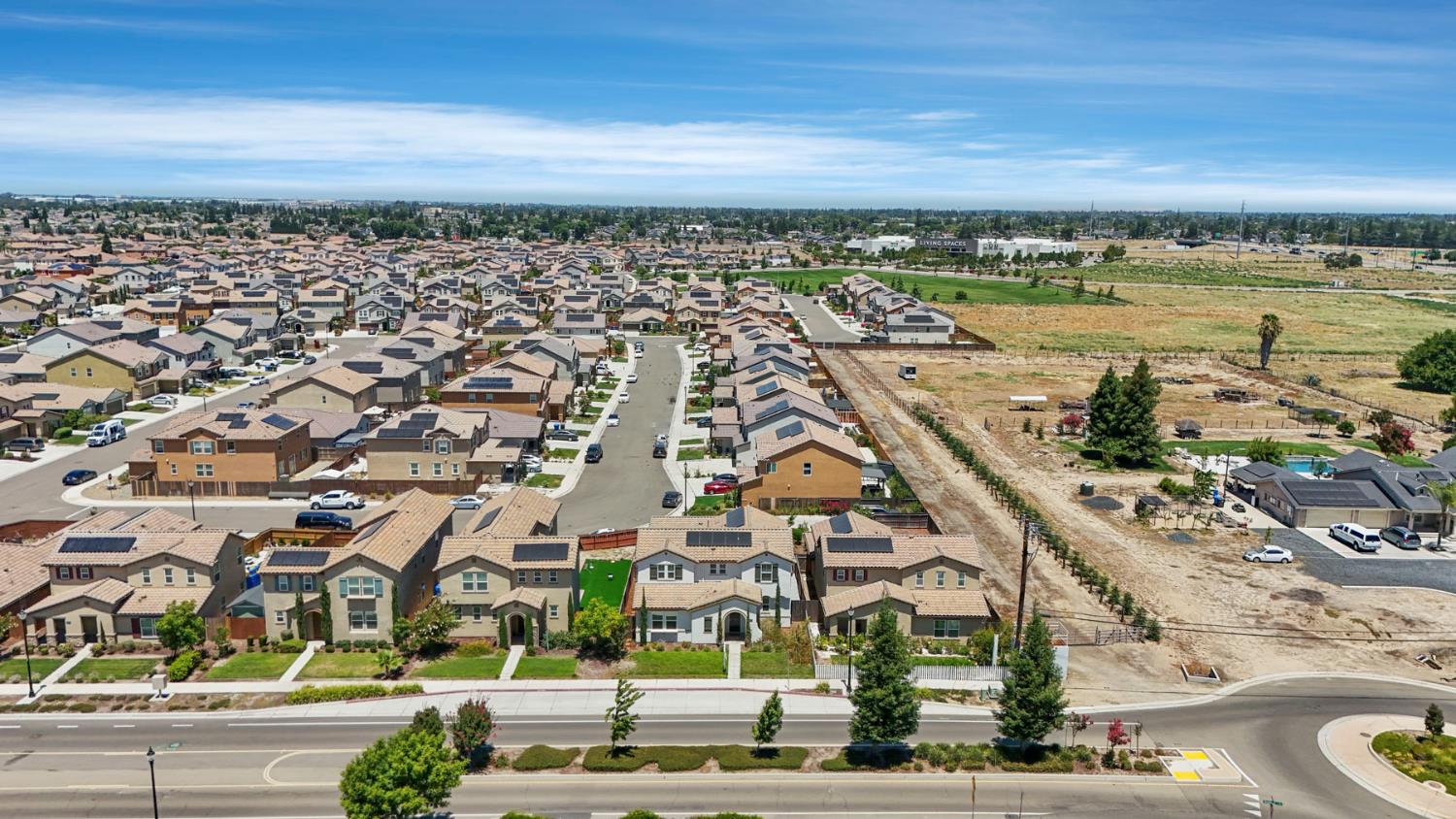 1457 W Woodward Ave, Manteca, CA 95337