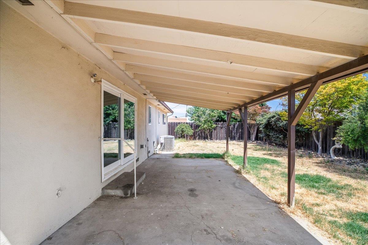 720 Woodrow Ave, Modesto, CA 95350
