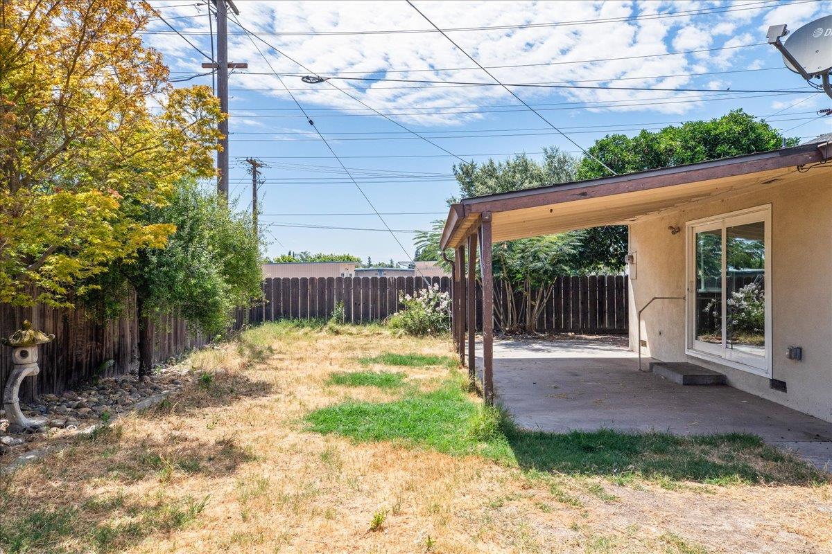 720 Woodrow Ave, Modesto, CA 95350
