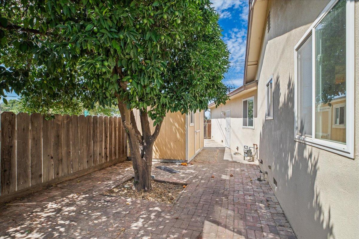 720 Woodrow Ave, Modesto, CA 95350