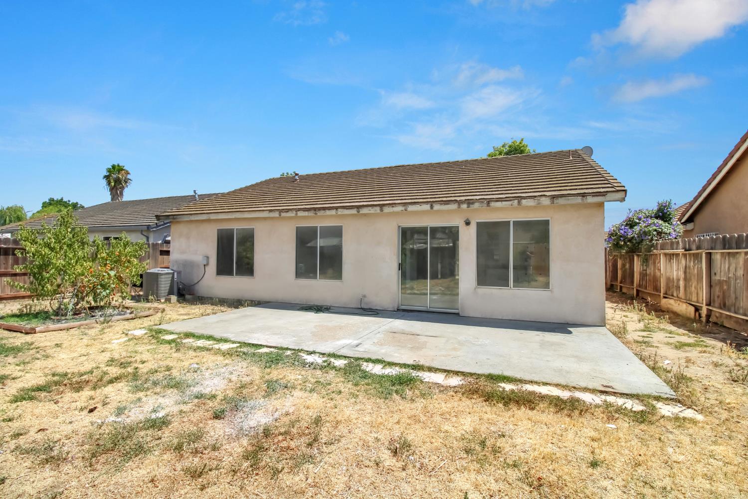 1925 Central Park Way, Ceres, CA 95351