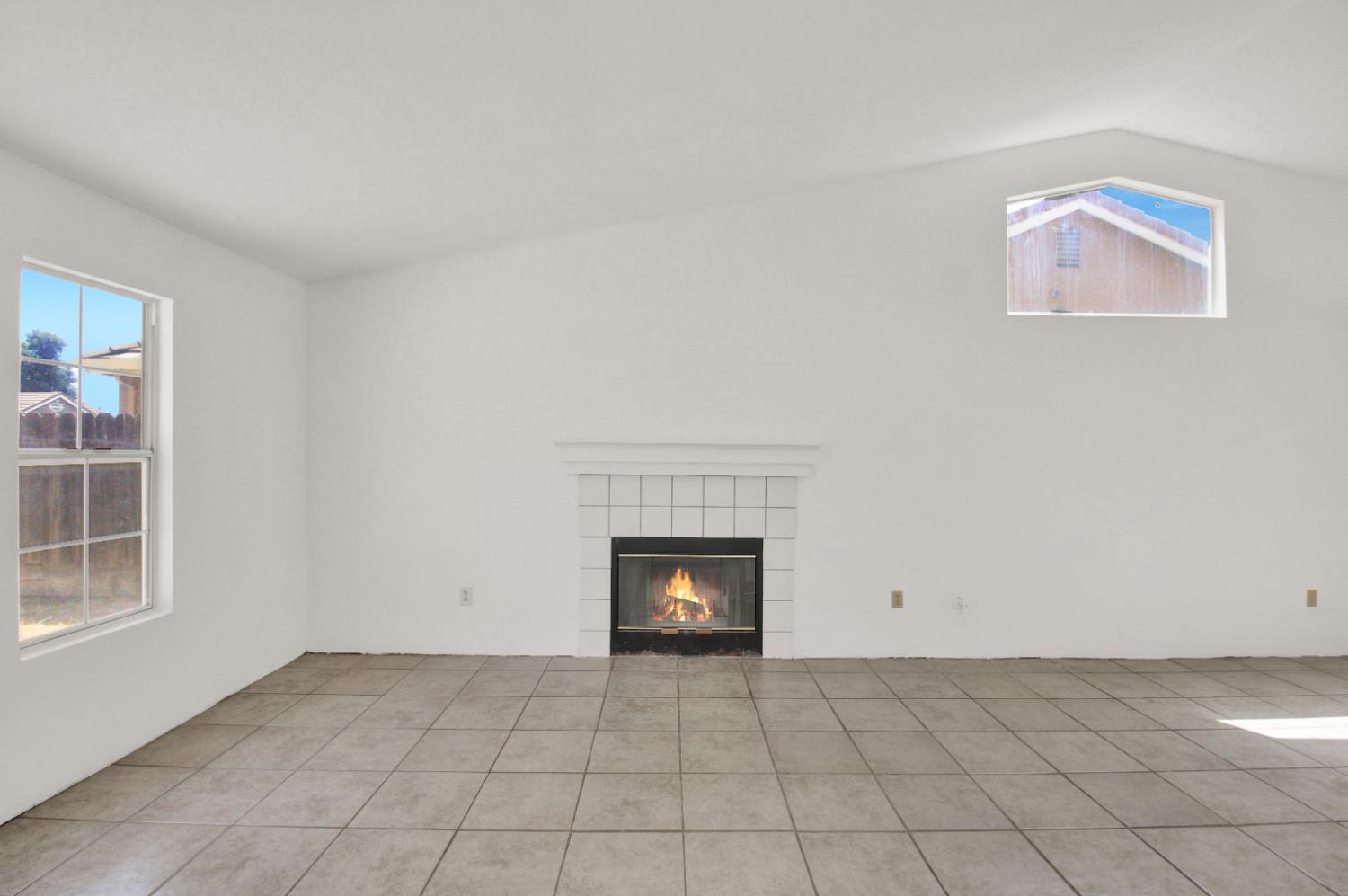 1925 Central Park Way, Ceres, CA 95351