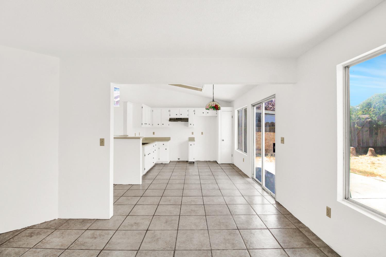 1925 Central Park Way, Ceres, CA 95351