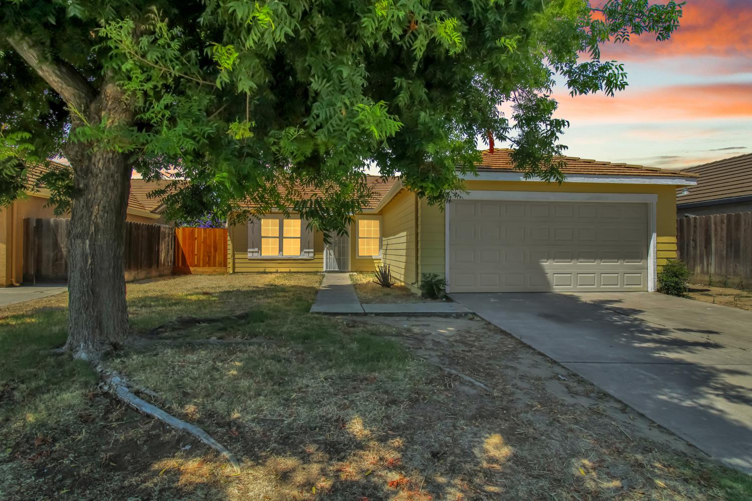 1925 Central Park Way, Ceres, CA 95351