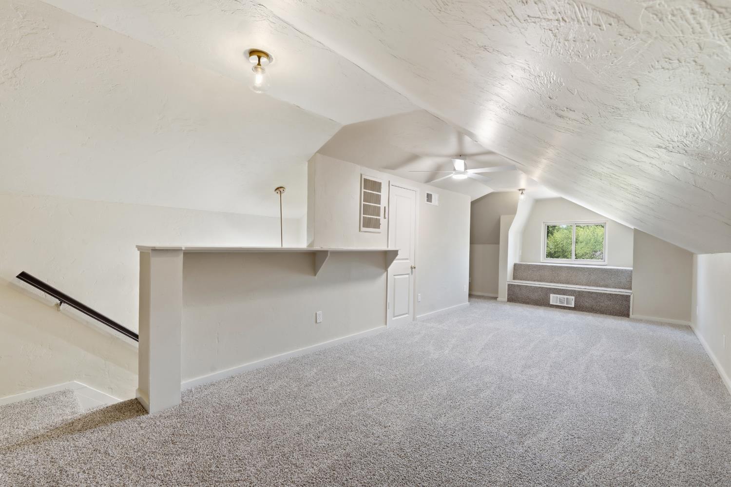 1015 College Ave, Modesto, CA 95350