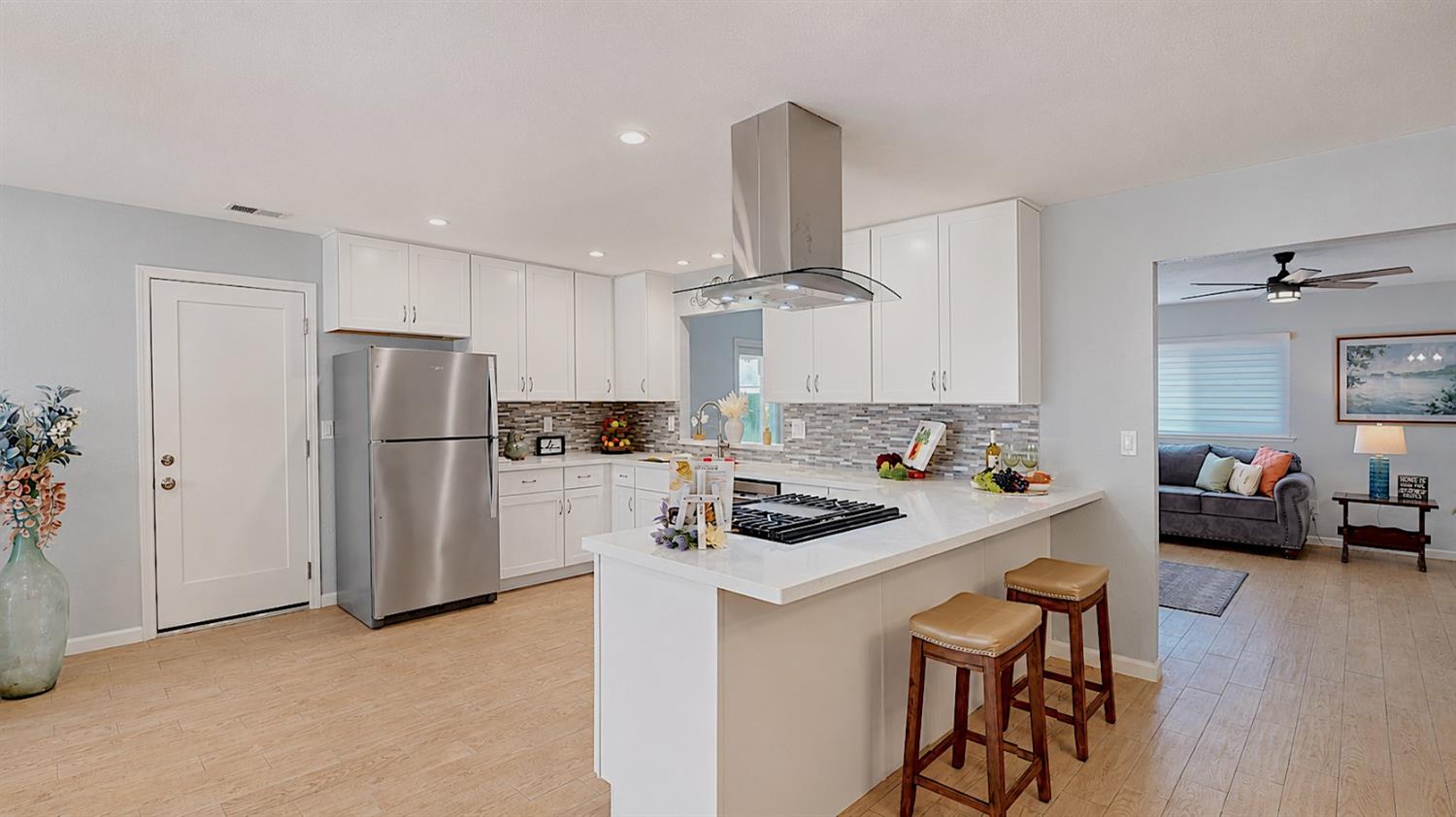 1820 Ogden Way, Turlock, CA 95380