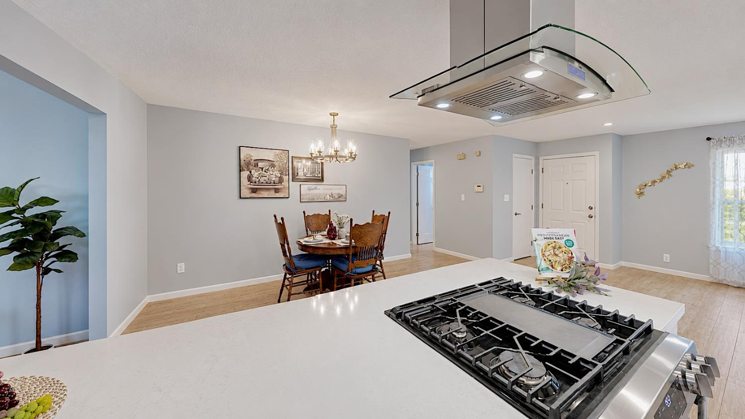 1820 Ogden Way, Turlock, CA 95380