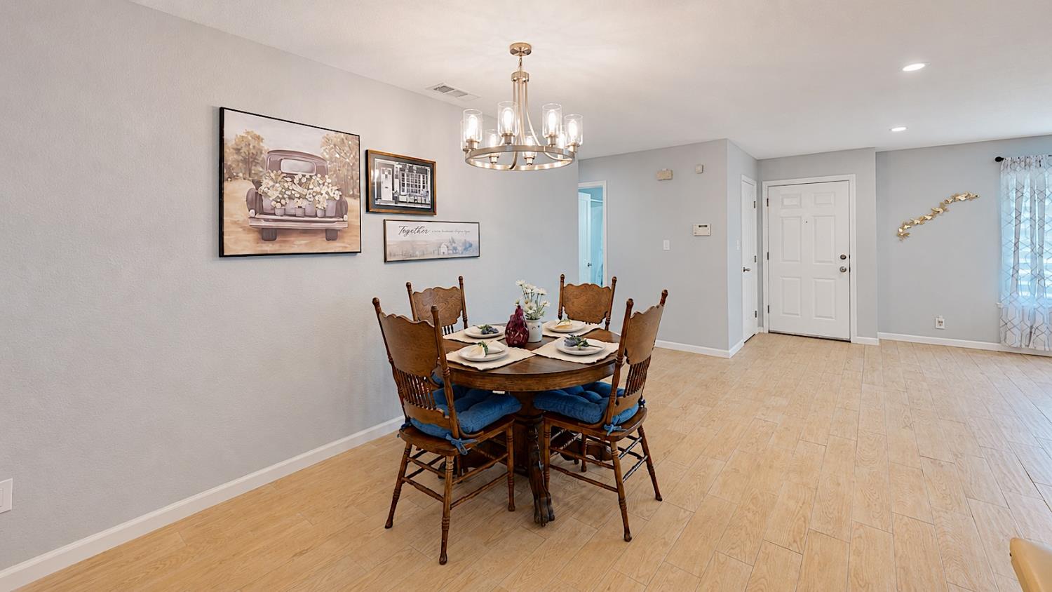 1820 Ogden Way, Turlock, CA 95380