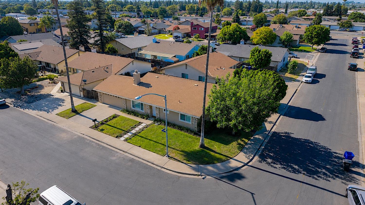 1820 Ogden Way, Turlock, CA 95380