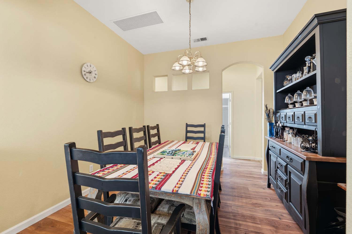 1442 Burchell Hill Dr, Oakdale, CA 95361