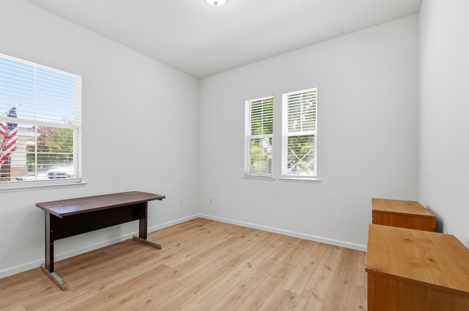 1442 Burchell Hill Dr, Oakdale, CA 95361