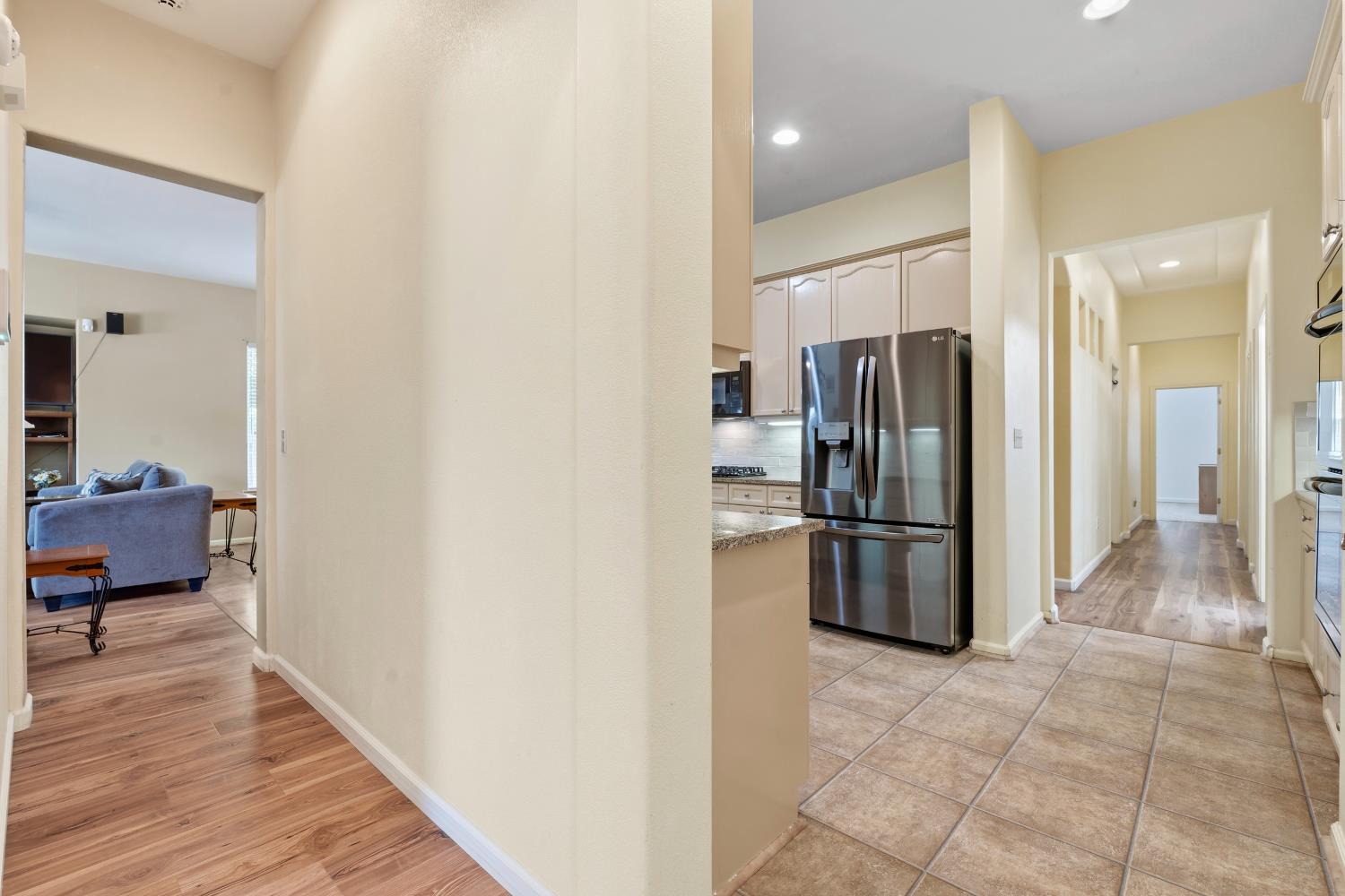 1442 Burchell Hill Dr, Oakdale, CA 95361